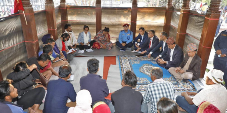 सरकारी टोलीसँग मिटरब्याज पीडितले आज पनि बार्ता गर्ने