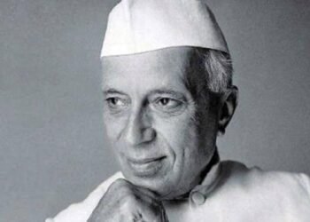 कर्महीन मात्रै यस्ता हुन्छन् जसले भाग्यलाई सराप्छन् र जोसँग गुनासाको थुप्रो मात्र हुन्छ – पं.जवाहरलाल नेहरु