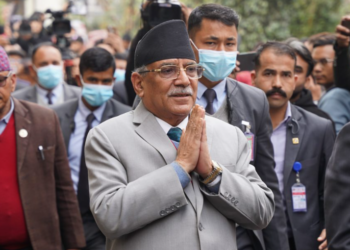 राष्ट्रपति पौडेलको स्वास्थ्य अवस्था बुझ्न प्रधानमन्त्री शिक्षण अस्पतालमा