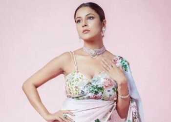 भारतीय अभिनेत्री शहनाज कौर गिलको हट लुक (फोटोफिचर)