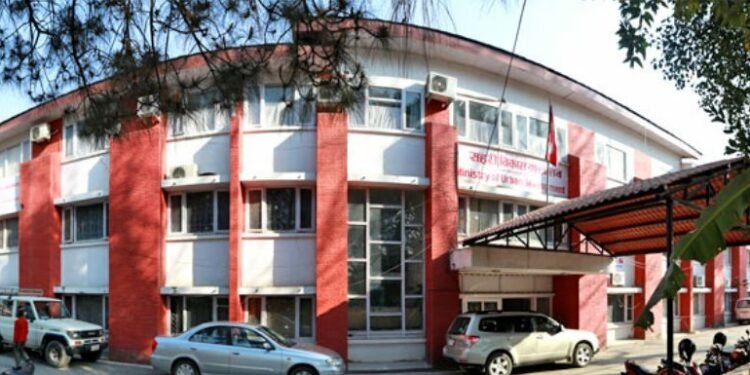 महानगरमाथि सहरी विकास मन्त्रालयको लाञ्छनाः फोहोरका नाममा शुल्क असुली मात्र