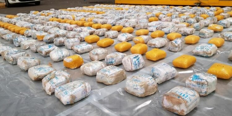 श्रीलङ्काली नौसेनाद्वारा १०.९ मिलियन डलरको हेरोइन बरामद