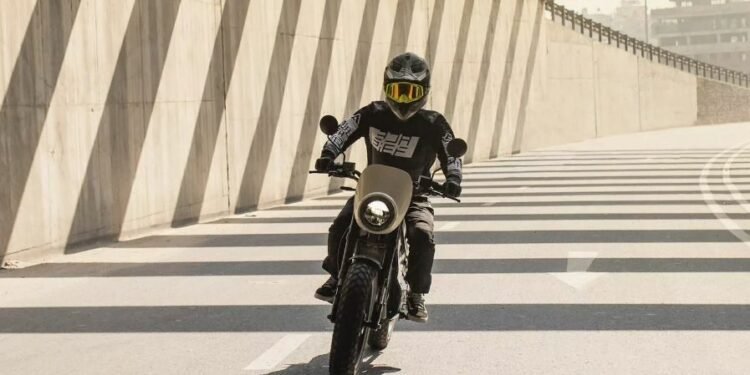 नेपालमा बनेको यात्री विद्युतीय मोटरसाइकलको दर्ता गर्ने पहल सुरु