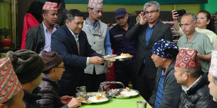 मानव सेवाका कामलाई निरन्तरता दिन सरकारको साथ रहन्छ : उपप्रधानमन्त्री श्रेष्ठ