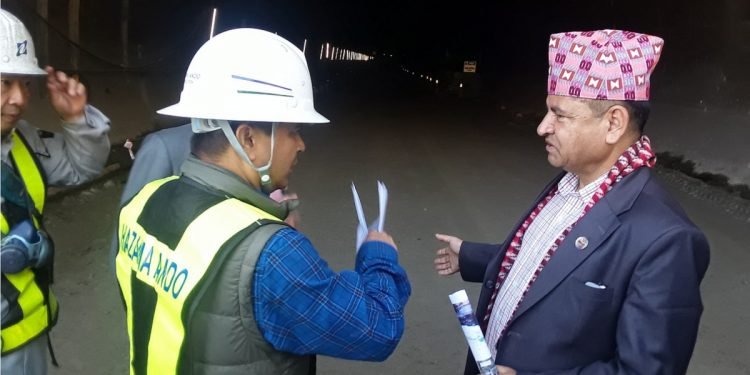 यातायातमन्त्री ज्वालाले गरे नागढुङ्गा सुरुङमार्गको अनुगमन