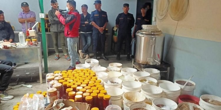 अपराधः महमा अखाद्यपदार्थ मिसावट गर्ने गिरोह पक्राउ