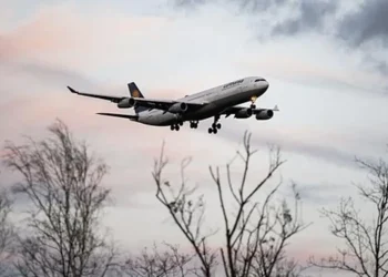 मस्को जाने हवाई यानमाथि गोली हानाहान