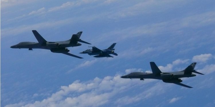 रुसले अमेरिकाको दुई लडाकु विमान खसाल्यो