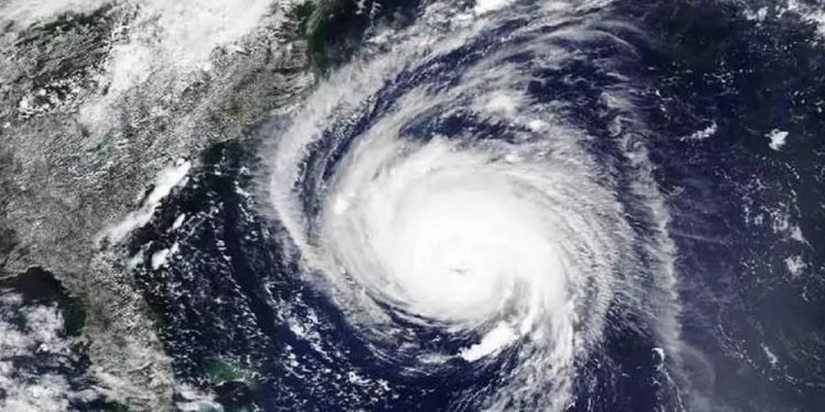 मोचा आँधीमा परी म्यान्मामा ८१ जनाको मृत्यु