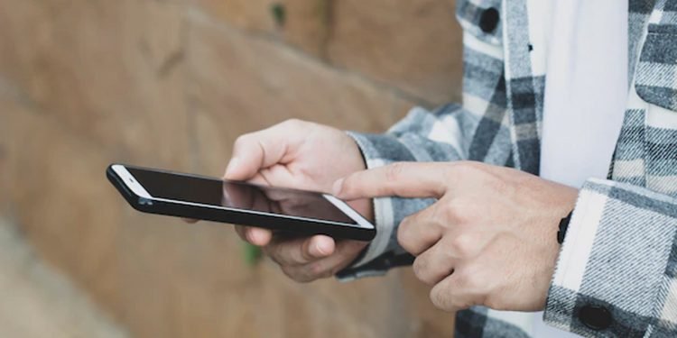 महिलालाई अश्लील फोटो र भिडियो पठाएर हैरान पार्ने ठमेलका ‘दादा’ पोखराबाट पक्राउ