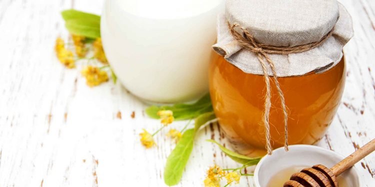 हेल्थ टिप्सः मह, घिउ, दूध पनि विष बन्छ