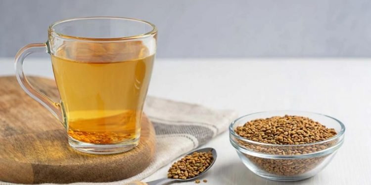 यस्ता छन् बिहान उठ्ने बित्तिकै मेथी पानी पिउनुहोका फाइदा