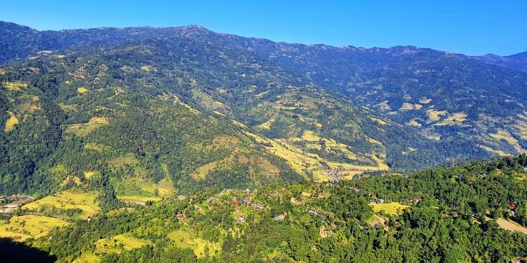 मिनी चिडियाखानाका रूपमा विकास हुँदै भालुढुङ्गा