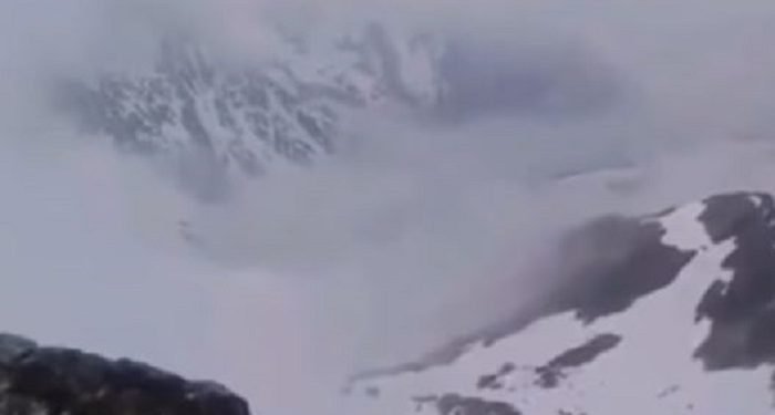 मुगु हिमपहिरोः घटनाको हप्ता दिन सम्म पनि घटनास्थल पुग्न सकेन उद्धार टोली