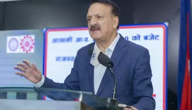 अहिले सबैभन्दा ठूलो चुनौती स्रोतको छ – अर्थमन्त्री डा. महत