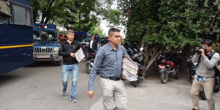 शरणार्थी प्रकरणबारे प्रहरीले बुझायो १५० पृष्ठभन्दा लामो प्रतिवेदन