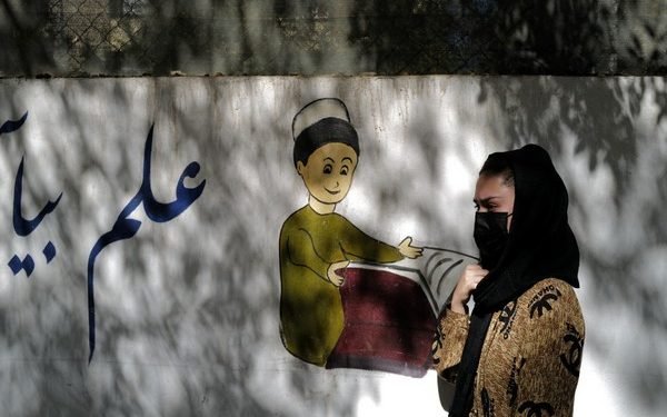 अफगानिस्तानका बालिकालाई विद्यालयमा विष खुवाएको विषयमा विश्वव समुदायद्वारा निन्दा