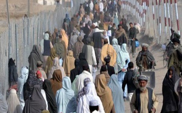 करिब तीन हजार अफगानी शरणार्थी मङ्गलवार इरानबाट स्वदेश फिर्ता