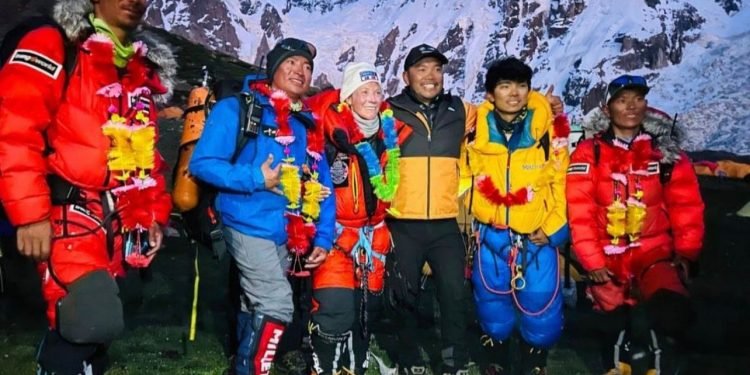 निमा रिन्जी बने नङ्गा पर्वतको सफल आरोहण गर्ने विश्वकै कान्छा आरोही