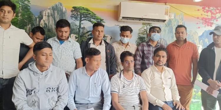 चार महिनादेखि काठमाडौंमा बन्धक