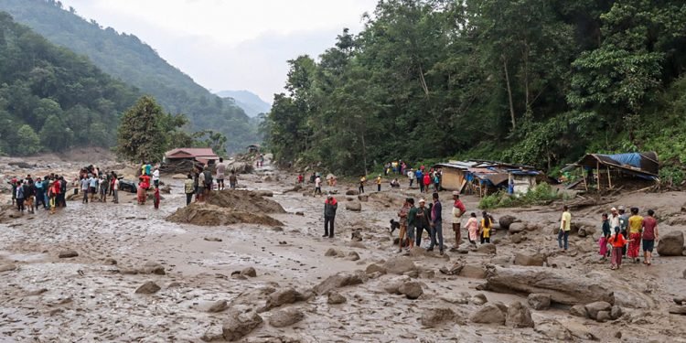 बाढीमा बेपत्ता एकजनाको शव १३ दिनपछि भेटियो, १९ अझै बेपत्ता