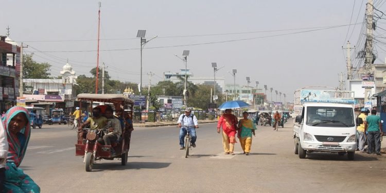 उखरमाउलो गर्मीः छिन–छिनमा बिजुली जाँदा सास्ती