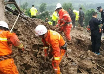दक्षिणपश्चिम चीनमा पहिरोमा परी ७ जना बेपत्ता