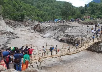 हेवा खोलामा फड्के पुल बनेपछि यात्रुलाई सहज