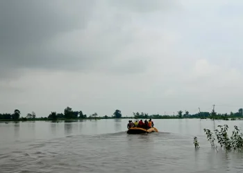 सप्तकोशीमा पानीको बहाव बढेपछि जेटबोट बन्द