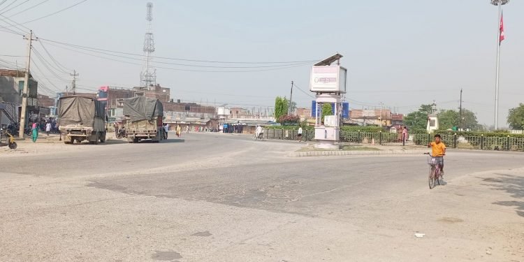 कैलालीमा गर्मीले दैनिक जनजीवन कष्टकर, विद्यालयमा बिदा