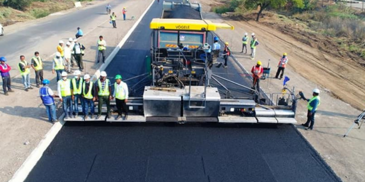 पृथ्वी राजमार्गको पोखरा–मुग्लिन सडक कालोपत्र सुरु