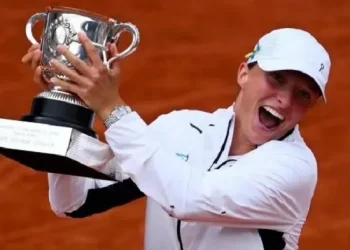 खेलकुदः इगाले जितिन् फ्रेन्च ओपन टेनिस महिलातर्फको उपाधि