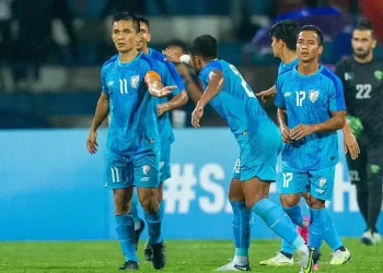 सुनिलको ह्याट्रिकमा पाकिस्तानमाथि भारतको फराकिलो जित