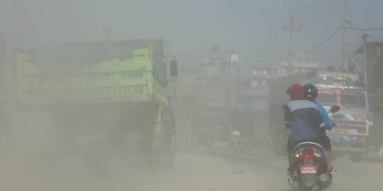 नारायणगढ-बुटवल सडकखण्डस् घाम लाग्दा धुलो, पानी परे हिलो !