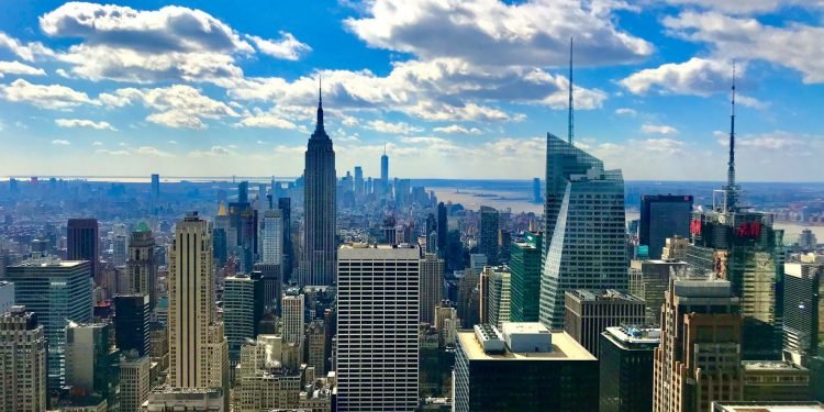 विश्वकै महँगो शहर बन्यो अमेरिकाको न्यूयोर्क