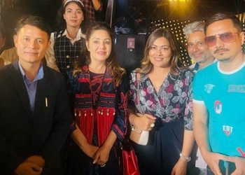 चलचित्र ‘नीरफूल’ को विशेष प्रदर्शनीमा नेतादेखि कलाकारसम्म