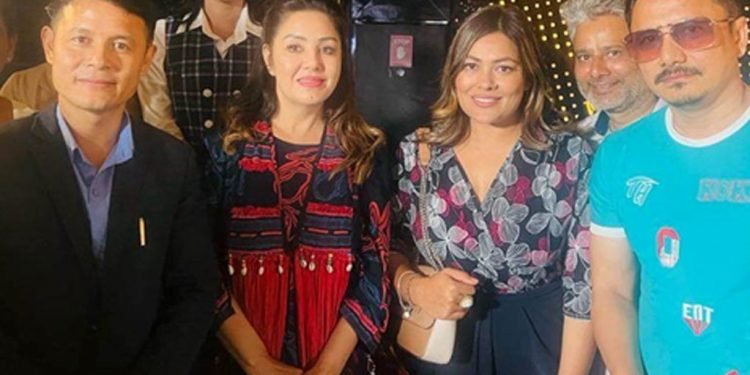 चलचित्र ‘नीरफूल’ को विशेष प्रदर्शनीमा नेतादेखि कलाकारसम्म