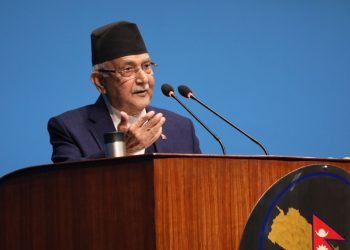 संसदमा ओलीको प्रश्नः गाँजाको बीउ लिएर बसेको व्यापारी को हो ?