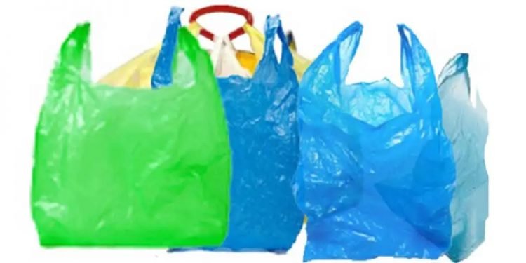 साउन १ देखि काठमाडौंमा प्लास्टिकको झोला बोक्न नपाइने