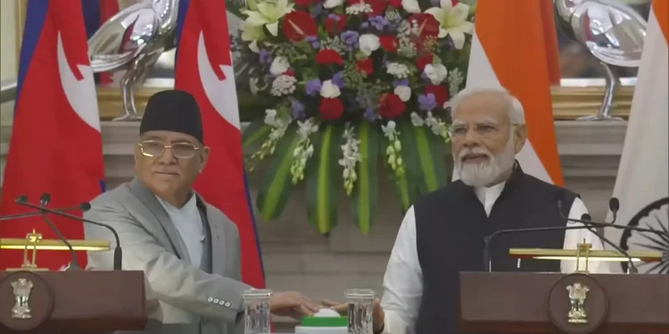 प्रधानमन्त्री प्रचण्ड र मोदीद्वारा रेलमार्गको उद्घाटन