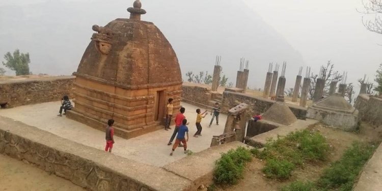 एकिकरणको समय बि.स. १८४६ मा बनेको डोटीको मालिका मन्दिर