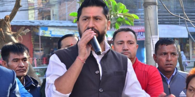 आश्वासनभन्दा पनि आवश्यकता हेरेर काम गर्छौंः सभापति लामिछाने