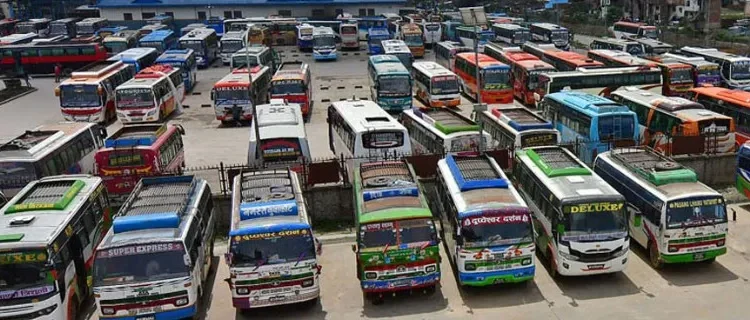 आजवाट नयाँ बसपार्कबाट मात्रै सवारी साधान छुटने, नियम नमाने कारबाही