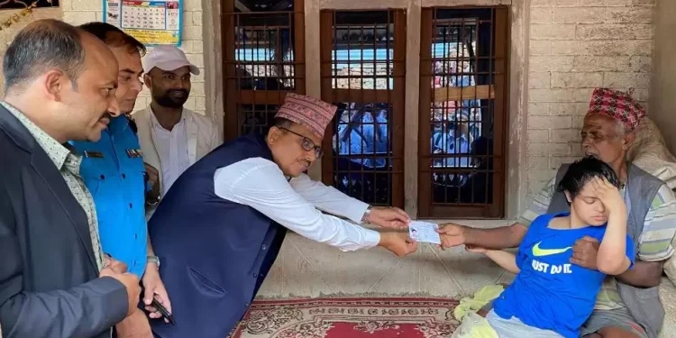 सन्तोषीले घरमै पाइन् नागरिकता