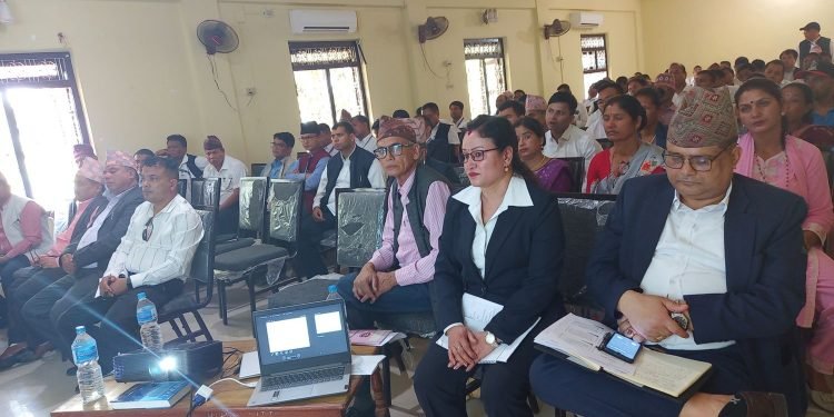 सरकारी कार्यालयमा सेवा लिन सेवाग्राहीले अतिरिक्त रकम तिर्नु परेको तथ्य सार्वजनिक