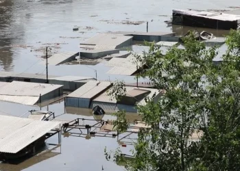 युक्रेनमा आएको बाढीमा परी ३५ जना बेपत्ता