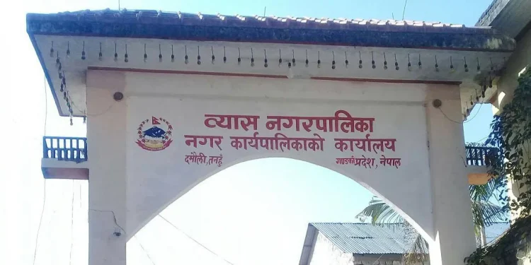 यात्रुवाहक बसमा ‘डस्टविन’राख्न पत्राचार