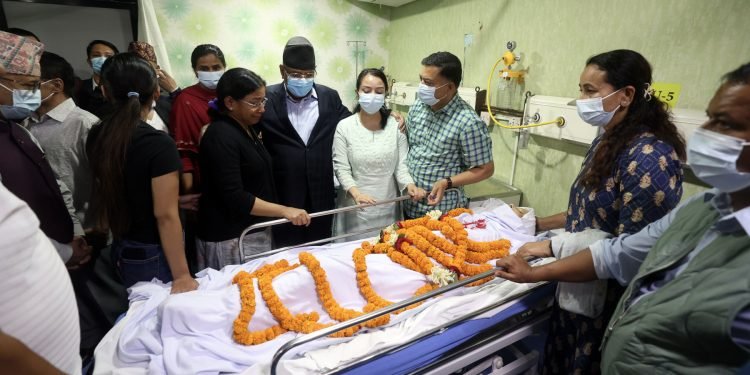 प्रधानमन्त्री दाहाललाई पत्नी शोक