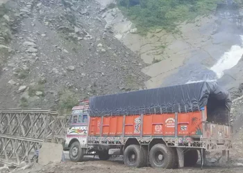 बेनी-जोमसोमको रुप्सेमा बेलिब्रिज निर्माणपछि यातायात सञ्चालन
