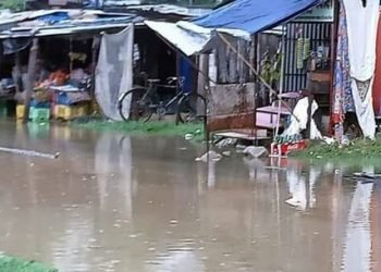 पानीको निकास बन्द हुँदा कलुवापुर बजार डुबानमा